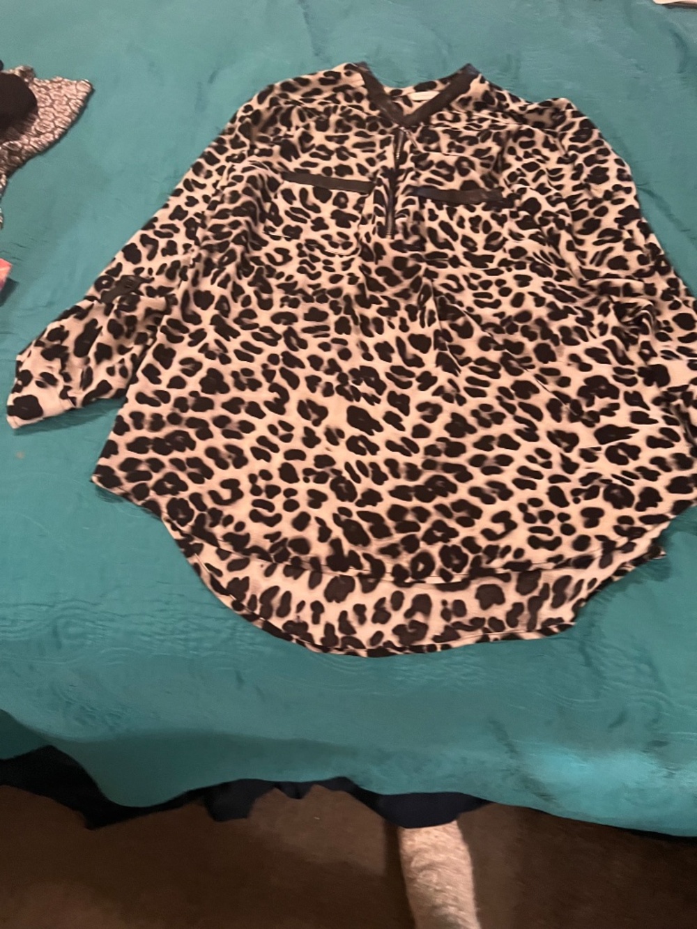 Blouses - Picture 13 of 16